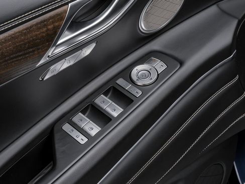 Used 2024 Genesis GV80 3.5T w/ Advanced Package image 45