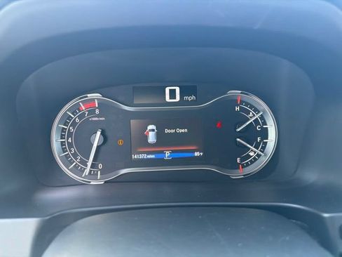 Used 2017 Honda Pilot EX image 2