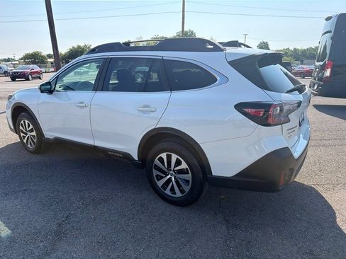 Used 2022 Subaru Outback Premium AWD/4WD image 9