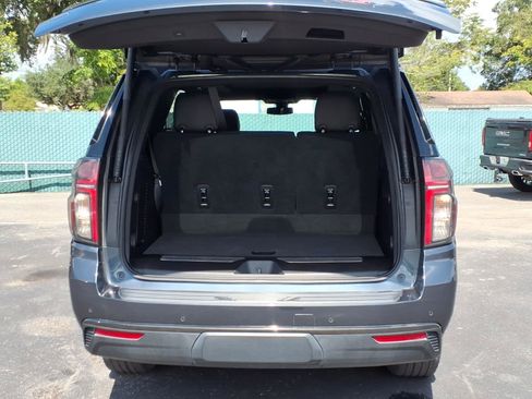 Used 2021 Chevrolet Tahoe RST w/ Luxury Package RWD image 16