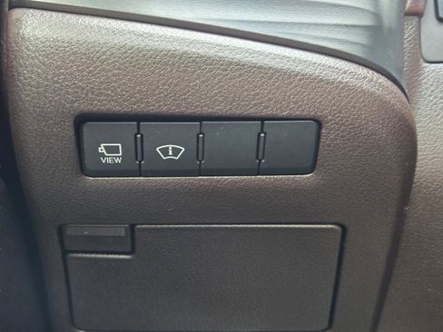 Used 2019 Lexus ES 300h w/ Accessory Package 2 FWD image 24