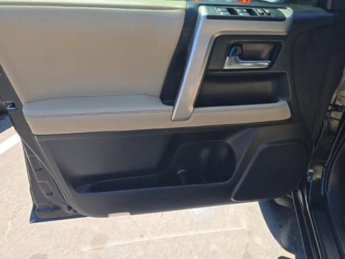 Used 2021 Toyota 4Runner SR5 Premium w/ Moonroof Package AWD/4WD image 11