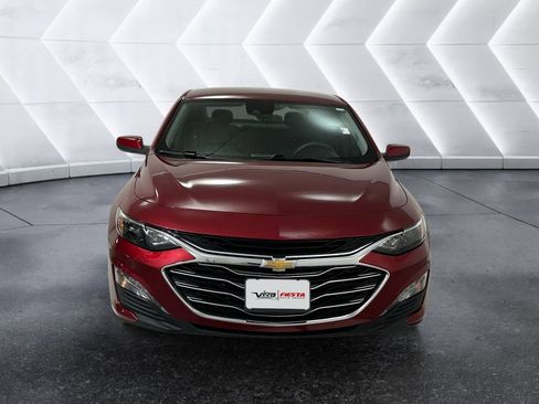 Used 2024 Chevrolet Malibu LT image 2