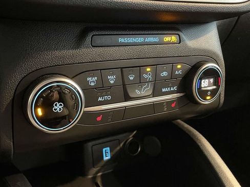 Used 2020 Ford Escape SE AWD/4WD image 27
