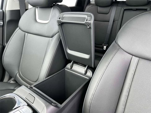 Used 2024 Hyundai Tucson Limited image 18