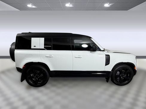 Used 2023 Land Rover Defender 110 X-Dynamic SE AWD/4WD image 8