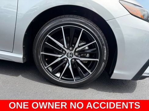 Used 2024 Toyota Camry SE FWD image 8