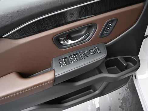 Used 2023 Honda Pilot Elite image 22
