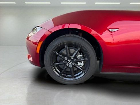Used 2024 MAZDA MX-5 Miata Sport image 12