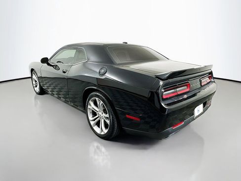 Used 2022 Dodge Challenger R/T RWD image 7