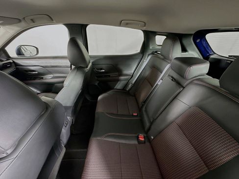 Used 2025 Nissan Kicks SR FWD image 11