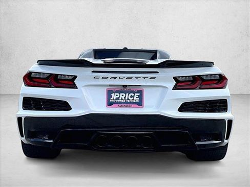 Used 2024 Chevrolet Corvette Z06 RWD image 4