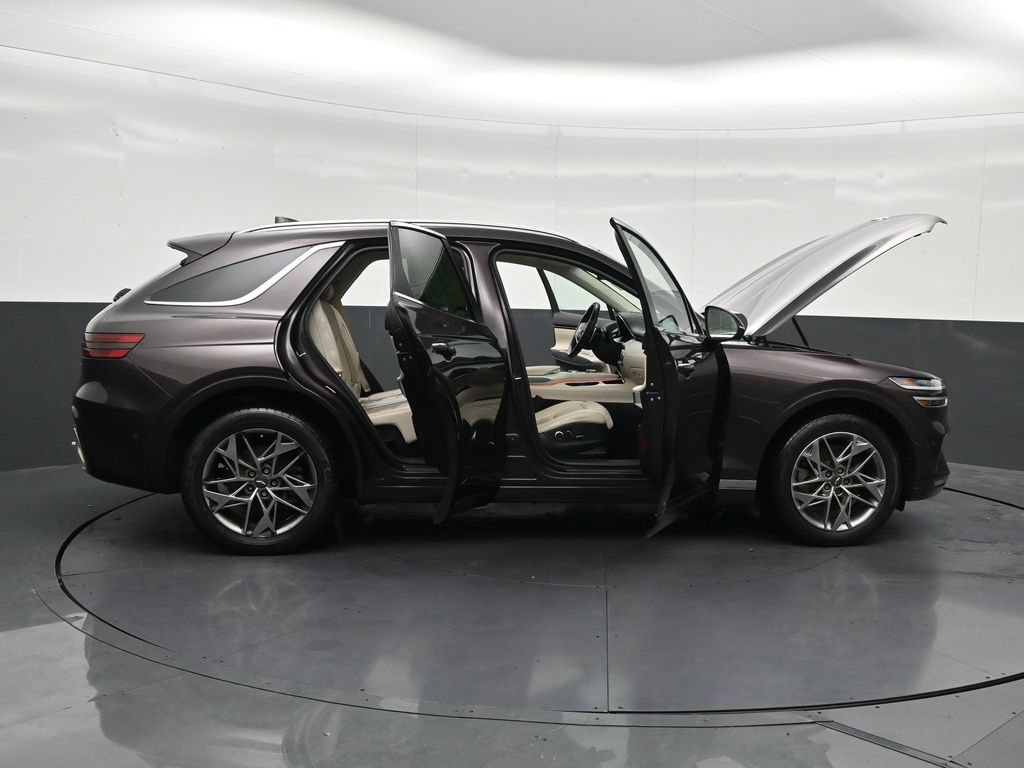 Used 2022 Genesis GV70 2.5T w/ Advanced Package AWD/4WD image 32