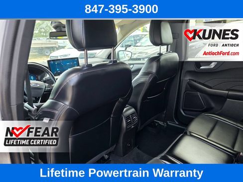 Certified 2024 Ford Escape Platinum AWD/4WD image 22