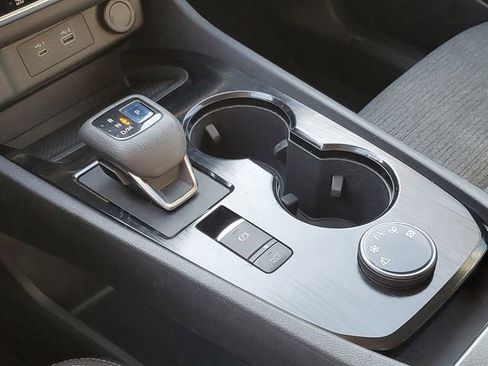 Used 2022 Nissan Rogue SV image 17