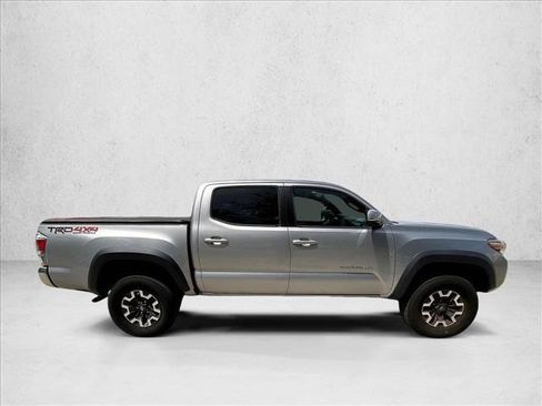 Used 2020 Toyota Tacoma TRD Off-Road AWD/4WD image 5