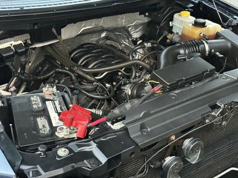 Used 2014 Ford F150 XLT w/ Equipment Group 302A Luxury image 9