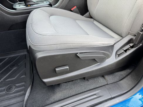 Used 2021 Chevrolet Colorado W/T w/ Custom Special Edition image 15