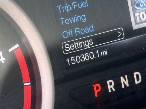 Used 2017 Ford F250 XLT w/ XLT Premium Package AWD/4WD image 14