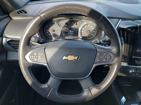 Used 2022 Chevrolet Traverse LT image 30