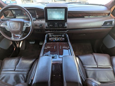 Used 2021 Lincoln Navigator Black Label image 11