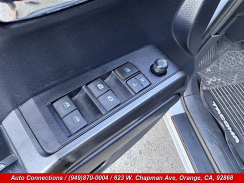 Used 2019 Toyota Tacoma TRD Sport w/ Technology Package RWD image 23