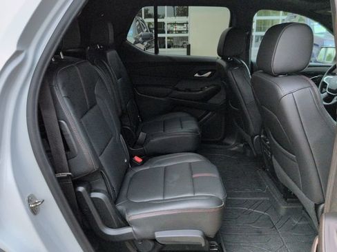 Used 2023 Chevrolet Traverse RS w/ LPO, Floor Liner Package AWD/4WD image 30