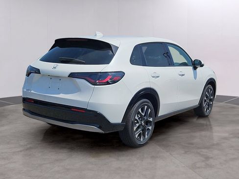 New 2027 Honda HR-V EX-L image 3