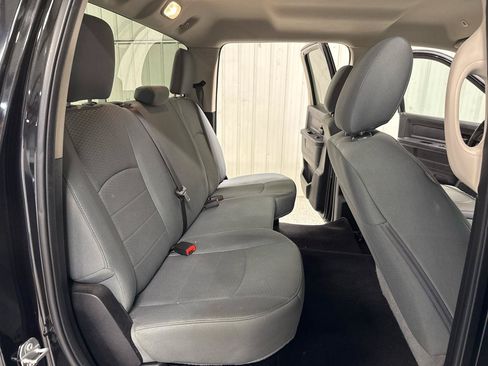 Used 2017 RAM 1500 Express w/ Black Ram 1500 Express Group AWD/4WD image 15