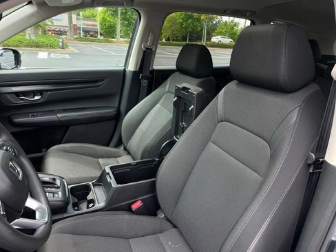 Certified 2025 Honda CR-V EX image 25