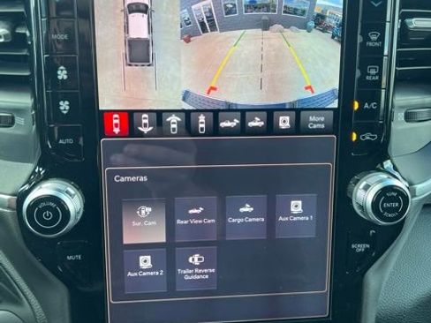Certified 2025 RAM 2500 Big Horn AWD/4WD image 22
