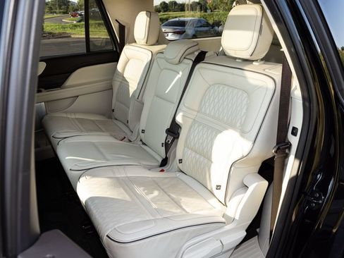 Used 2022 Lincoln Navigator L Black Label AWD/4WD image 49