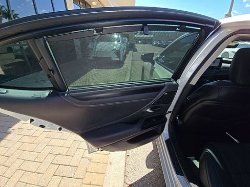 Used 2025 Lexus ES 350 Ultra Luxury w/ Accessory Package (Z2) FWD image 24