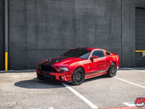 Used 2014 Ford Mustang Shelby GT500 w/ Equipment Group 821A image 17