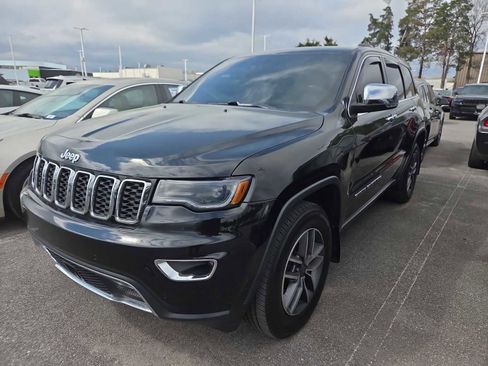 Used 2019 Jeep Grand Cherokee Limited w/ Luxury Group II image 9
