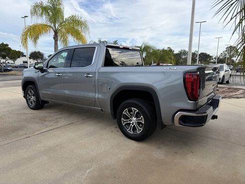 Used 2025 GMC Sierra 1500 SLT image 6