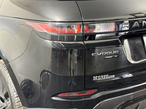 Used 2020 Land Rover Range Rover Evoque R-Dynamic S AWD/4WD image 36