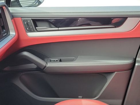 New 2026 Porsche Cayenne S AWD/4WD image 23