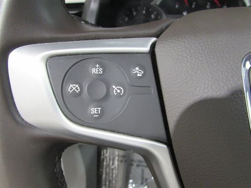 Used 2023 GMC Acadia SLT image 27