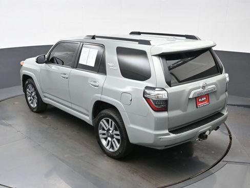 Used 2022 Toyota 4Runner TRD Sport w/ Technology Package AWD/4WD image 39