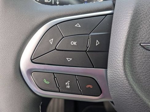 New 2026 Chrysler Pacifica Select FWD image 23