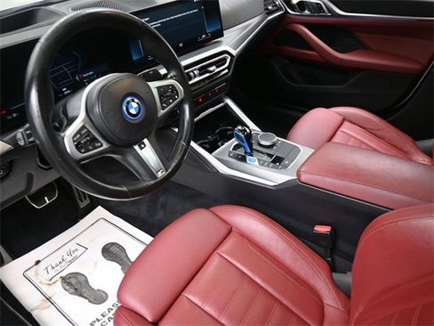 Used 2023 BMW i4 eDrive40 w/ M Sport Package image 19