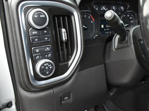 Used 2021 GMC Sierra 1500 SLT image 40