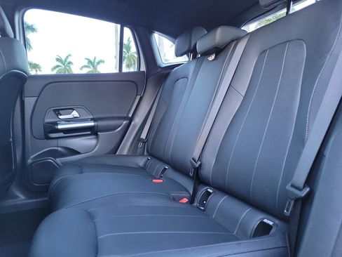 Certified 2025 Mercedes-Benz GLA 250 image 12