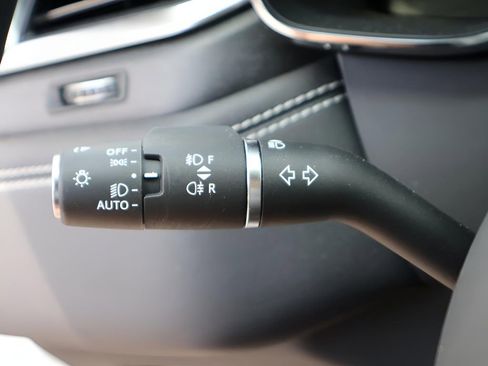 Used 2026 Jaguar F-PACE R-Dynamic S AWD/4WD image 35