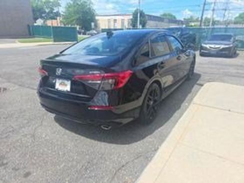 Used 2023 Honda Civic Sport image 5