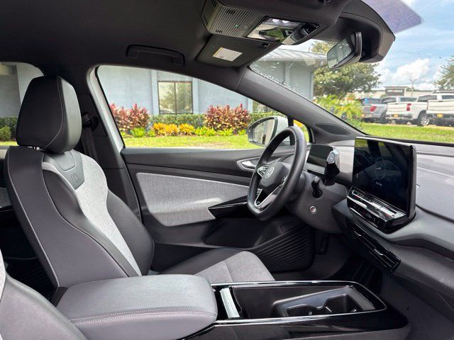 Used 2023 Volkswagen ID.4 Pro RWD image 11