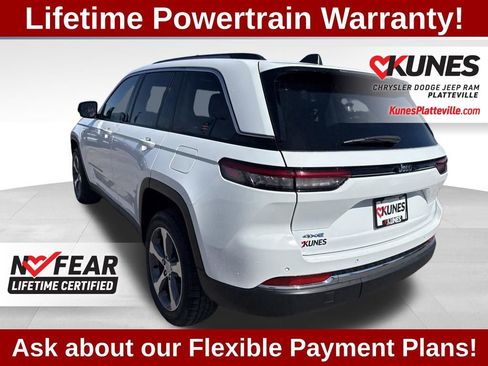 Used 2022 Jeep Grand Cherokee Limited 4xe image 7