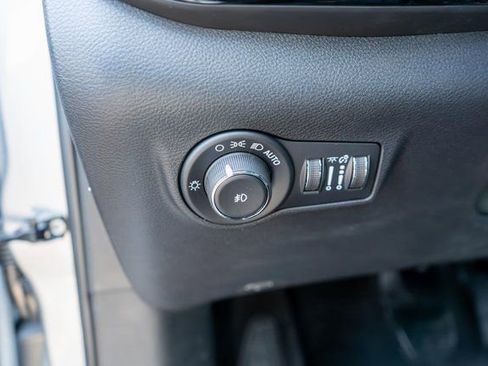 New 2026 Jeep Compass Limited image 16