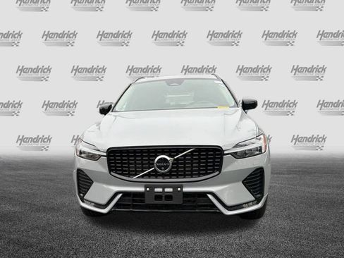 Certified 2025 Volvo XC60 B5 Plus image 46